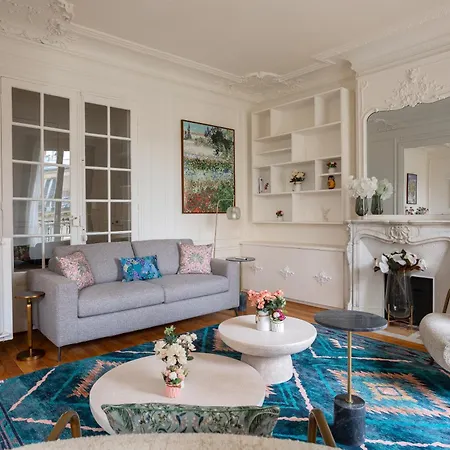 From With A View Paříž