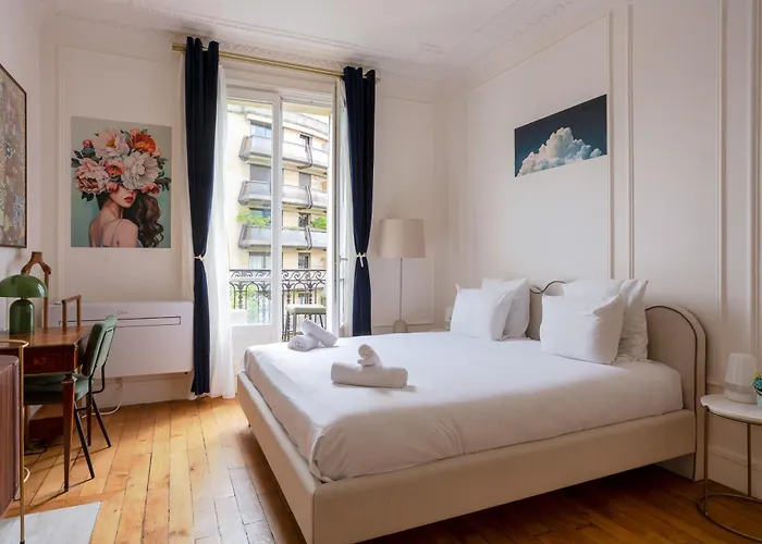 From With A View Apartment *